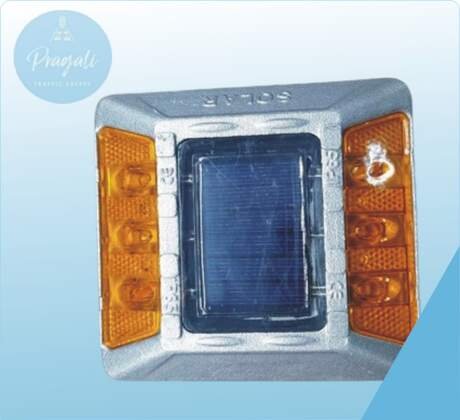 Road studs Reflective